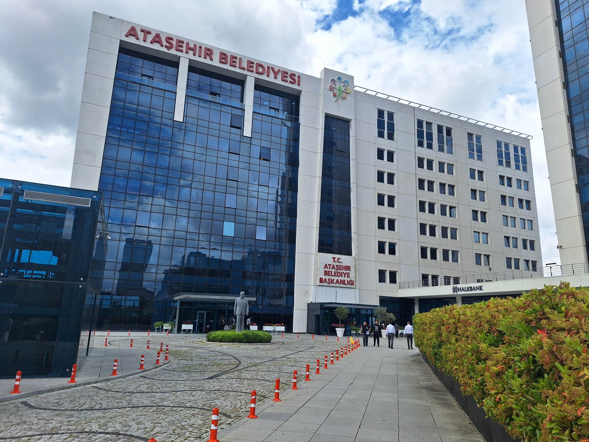 Ataşehir Belediyesi'ne yeni operasyon